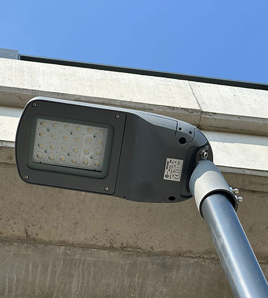 Prostup pro pěší staveništěm ŽST Praha - Bubny